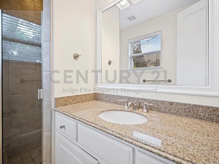 4144 Grassmere Ln #4 — Photo 13