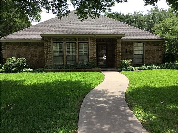 2nd image of 2501 Christopher Dr