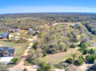 Gina Ct, Guthrie, OK 73044