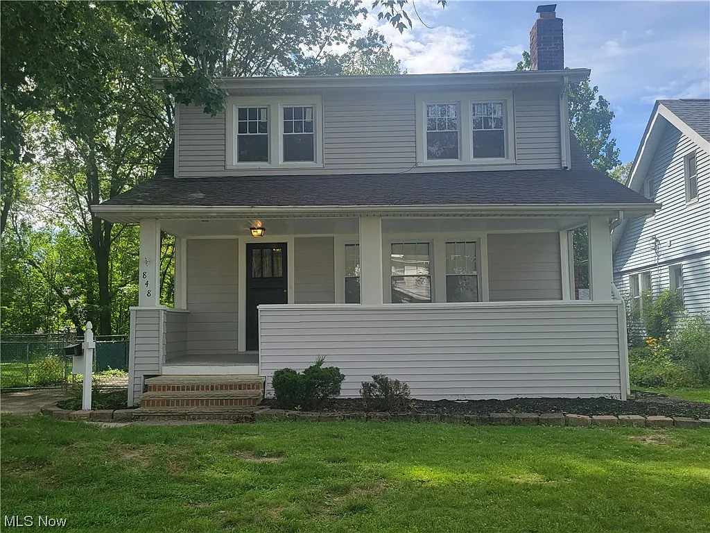 848 Montford Rd photo 1
