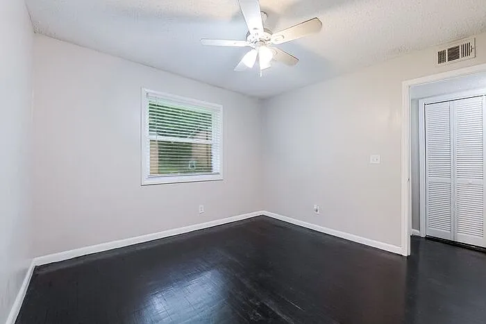 1635 Line Cir #3 — Photo 19