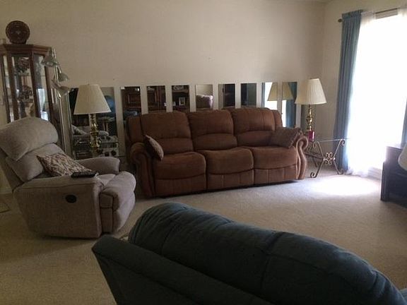 3rd image of 109 Highland Dr