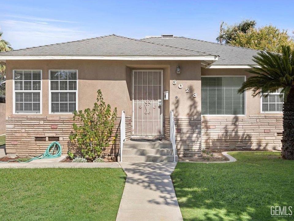 3028 Spruce St, Bakersfield, CA 93301 | MLS #202509606 | Zillow
