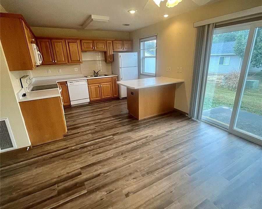 2nd image of 0 Pine Ridge Dr S