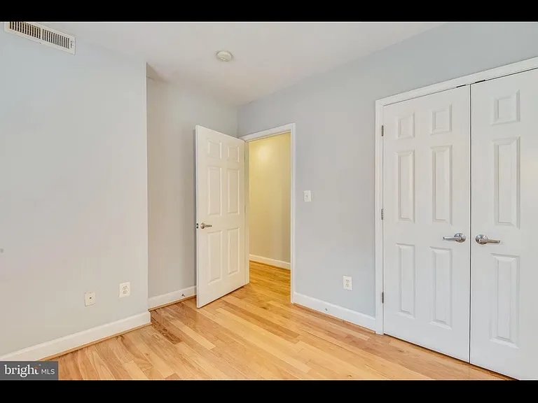 229 N Thomas St #101 — Photo 10