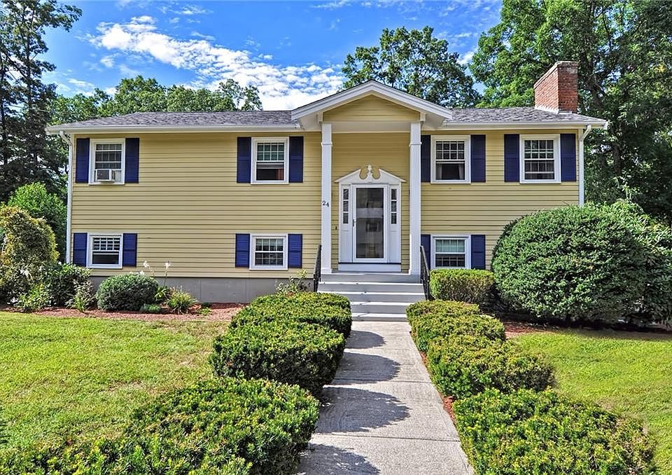 1st image of 24 Cynthia Dr