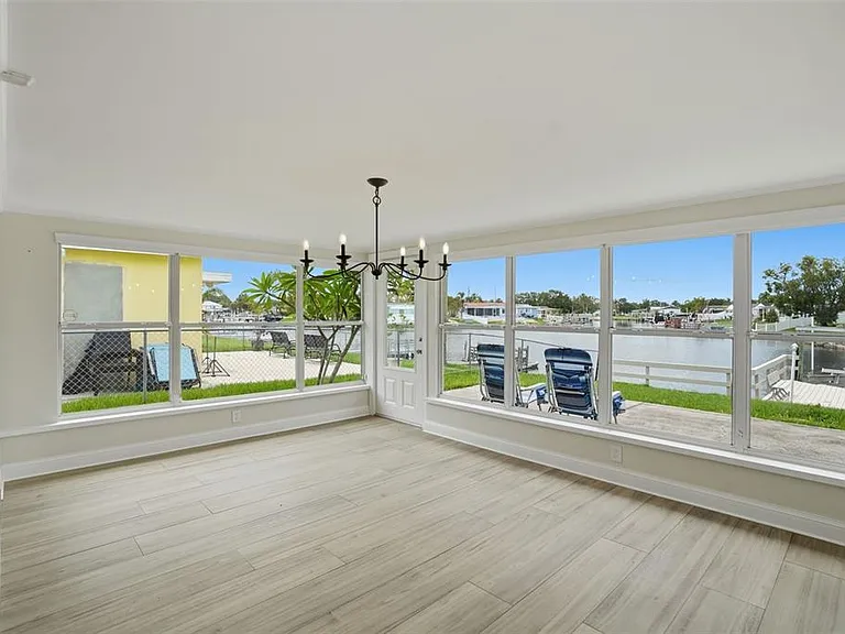 4436 Floramar Ter — Photo 18