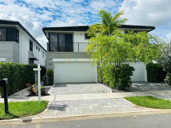310 SW 9th St #1, Fort Lauderdale, FL 33315