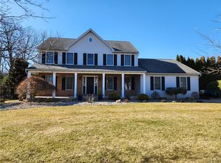 5881 Shady Ln, Nazareth, PA 18064