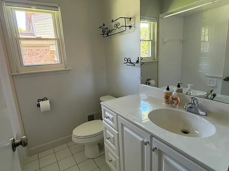 2387 Sanders Pl — Photo 6