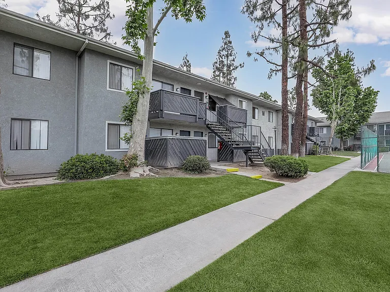 Creekside Village — Photo 16