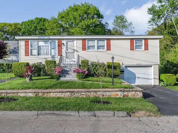 26 Marique Dr, Lawrence, MA 01843