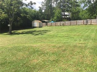 526 New Haw Creek Rd #4, Asheville, NC 28805