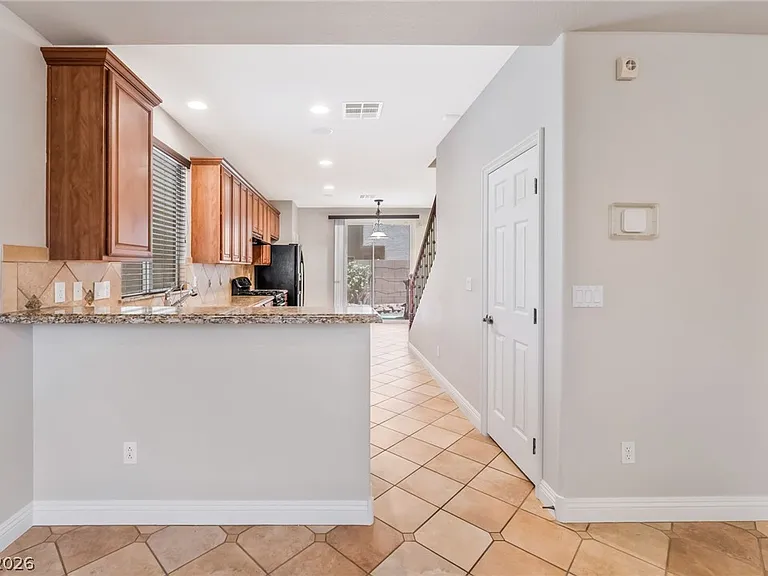 8456 Trudeau Ave — Photo 8