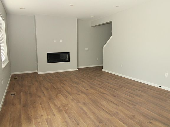 2nd image of 10782 Hayloft St