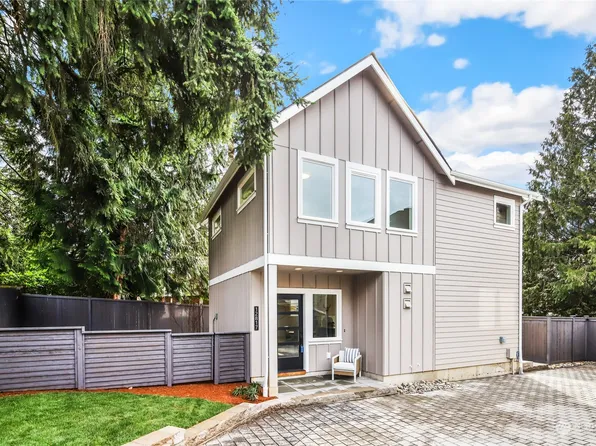 12817 NE 95th Street, Kirkland, WA 98033