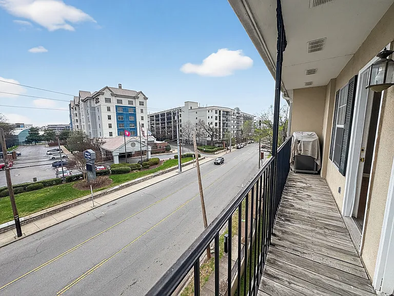 2325 Elliston Pl #408 — Photo 9