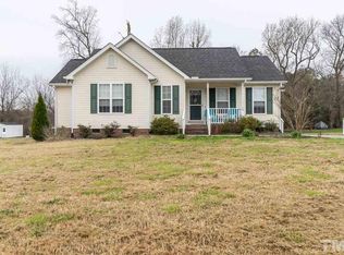 70 Candlewood Dr, Zebulon, NC 27597
