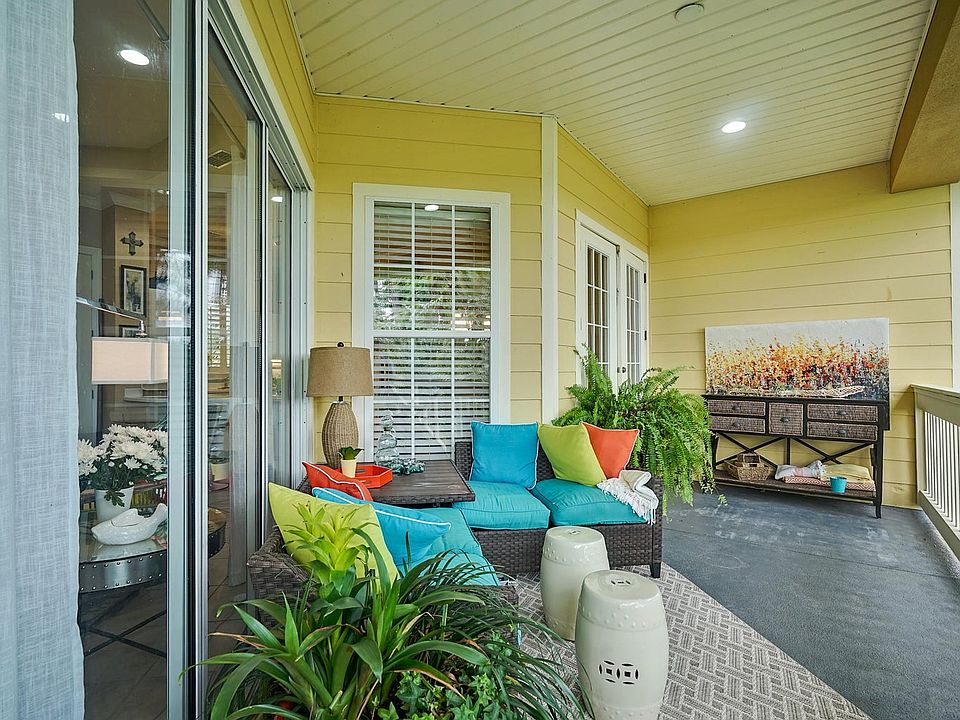 Private balcony with view of protected woods