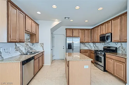 665 Calamus Palm Pl Photo 1