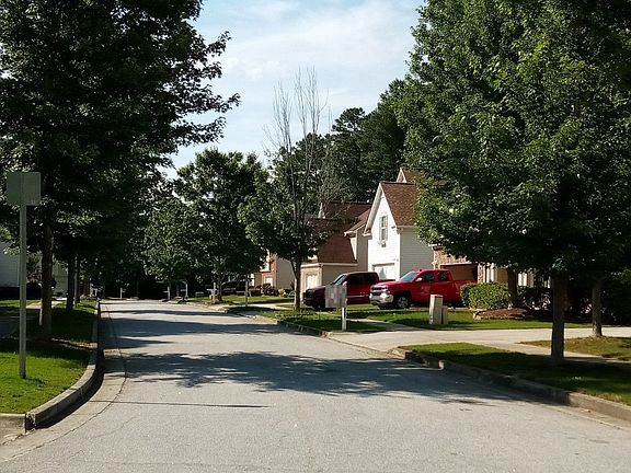 4th image of 3507 Valley Bluff Ln