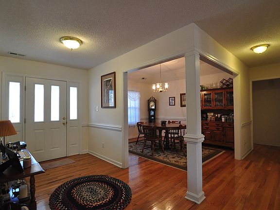 Alluring Formal Dining Room