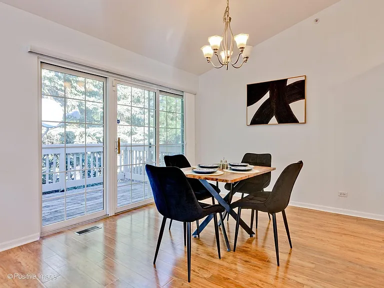 121 Commons Ct — Photo 11
