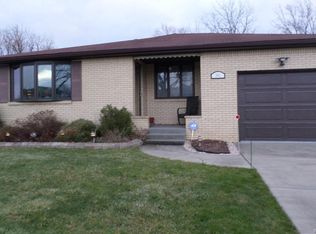 341 N Creek Dr, Depew, NY 14043