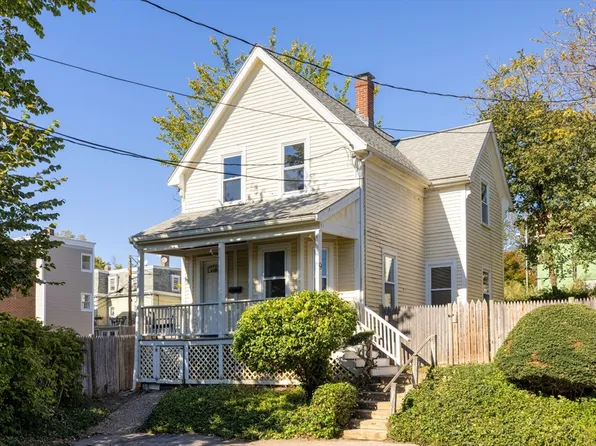 9 Carver St, Somerville, MA 02143
