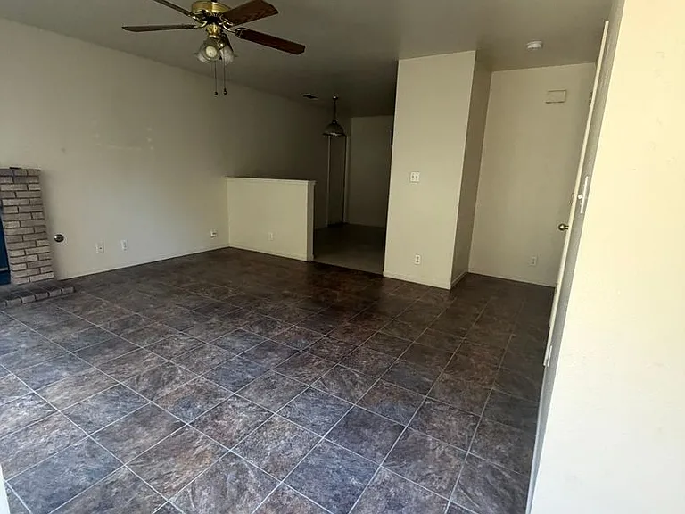 2590-2596 S Bright St — Photo 5