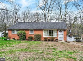 1593 Mount Gretna Rd, Elizabethtown, PA 17022