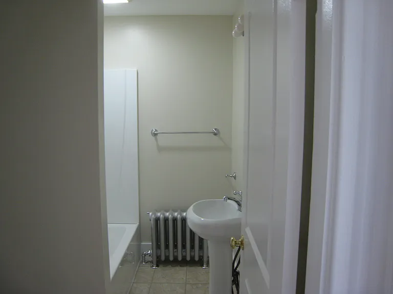 106 Walnut St #3 — Photo 5