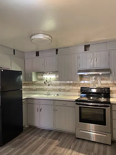 220 Kenbrook Dr #2 Photo 1