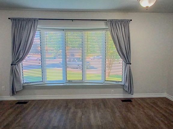 2nd image of 619 Blue Mountain Ct