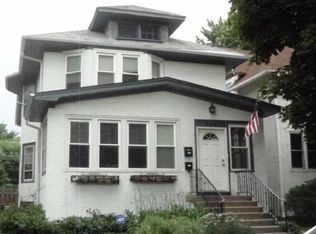 743 N Taylor Ave #1, Oak Park, IL 60302