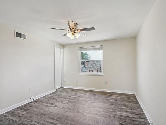 4th image of 3623 E Louisiana State Dr