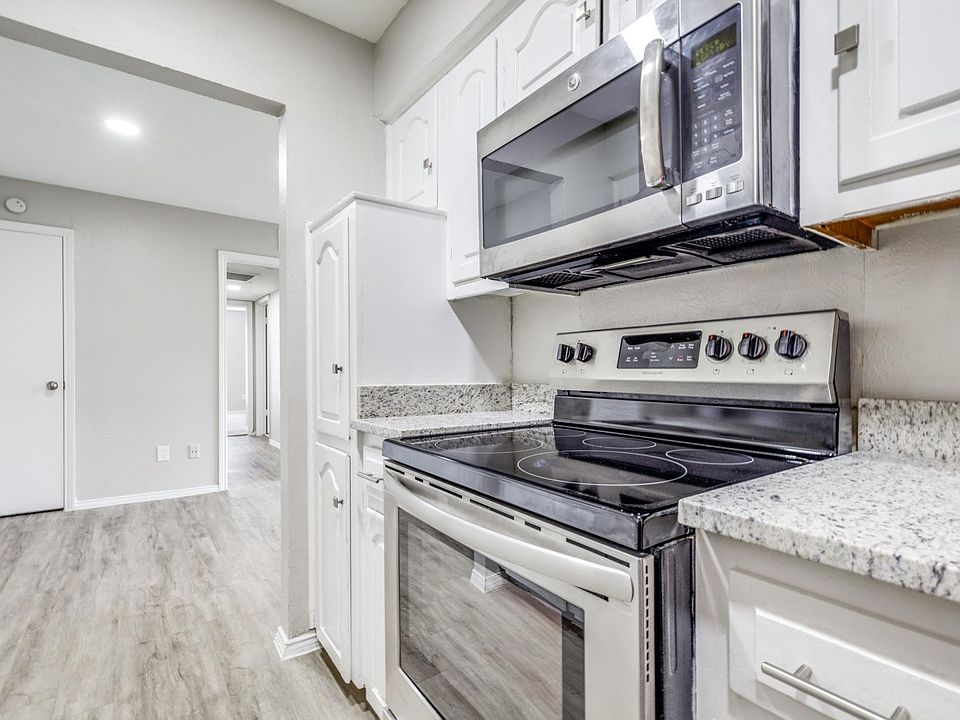 1st image of 1211 Westridge Ave #204