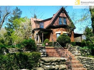 420 E 44th St, Kansas City, MO 64110