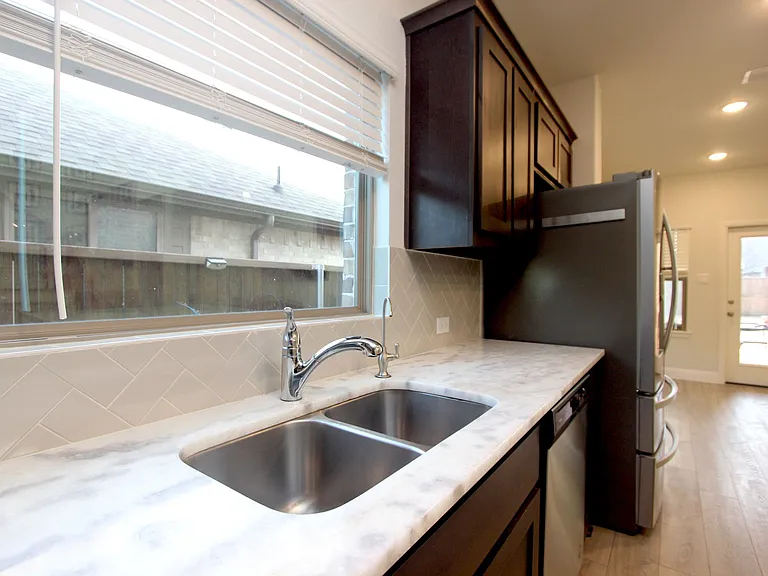 3810 Honeycomb Holw — Photo 5