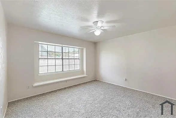 1137 Gannon Dr — Photo 24
