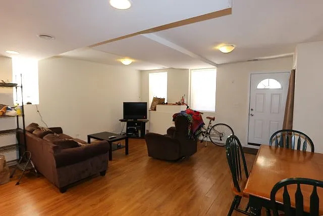 2513 N Southport Ave #6H — Photo 7