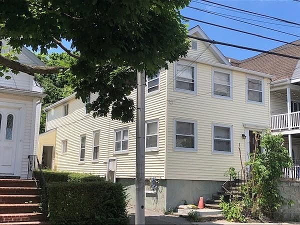 1st image of 263 Pearl St #1