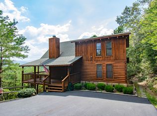 2110 Torri Dr, Sevierville, TN 37876