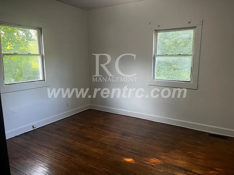 1224 E Williams St #E — Photo 9