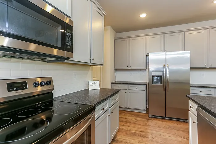 1243 Spring Marsh Ct NE — Photo 8