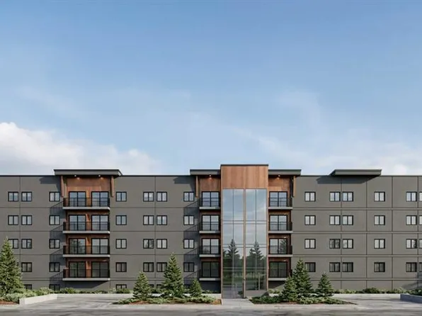 904 Geikie St, Jasper, AB T0E 1E0