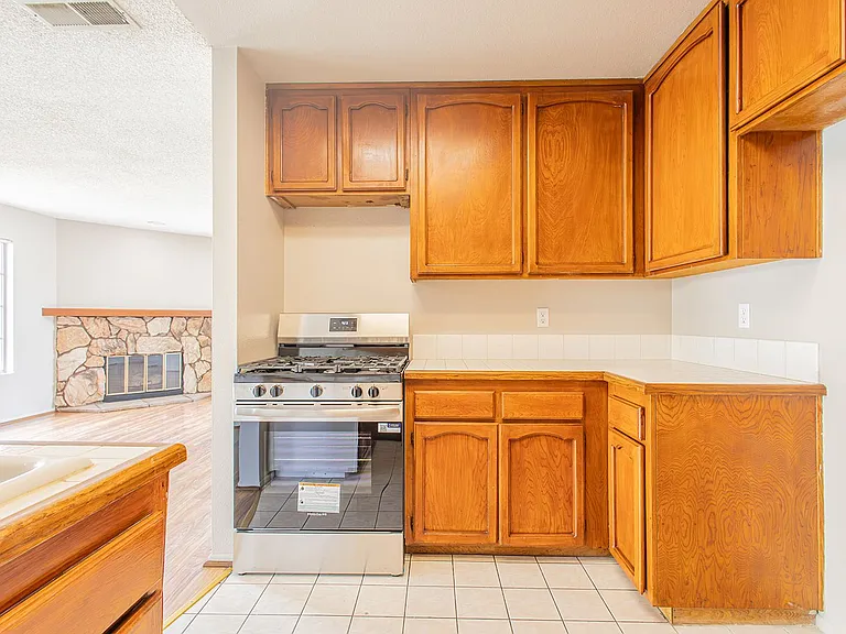 15809 Francisquito Ave #4 — Photo 43