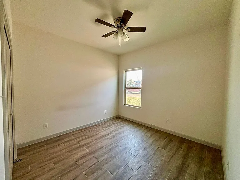 4117 Watusi Ct — Photo 2