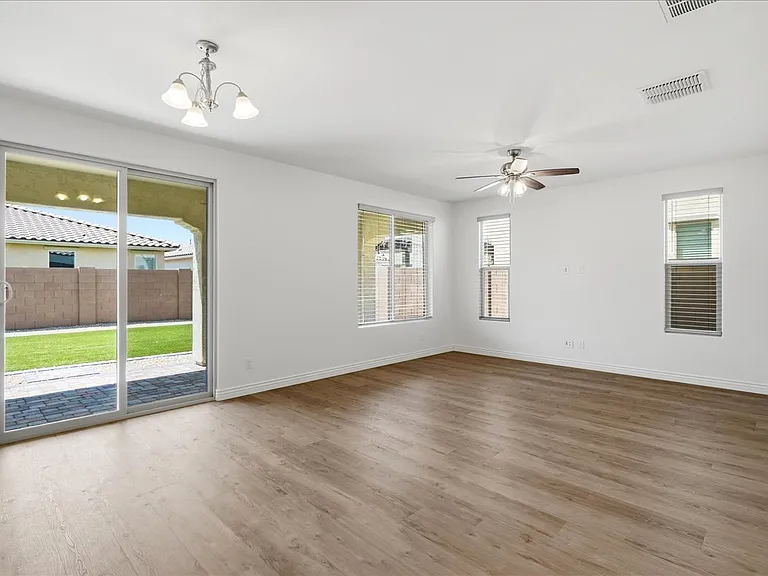 10425 E Corbin Ave — Photo 18
