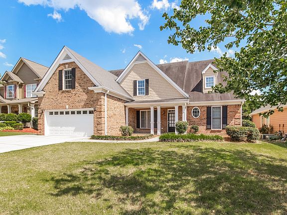 2nd image of 714 Hillmont Dr
